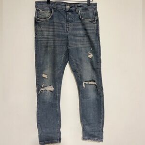 Zara man Distressed Blue Jeans Relax Fit Size 31